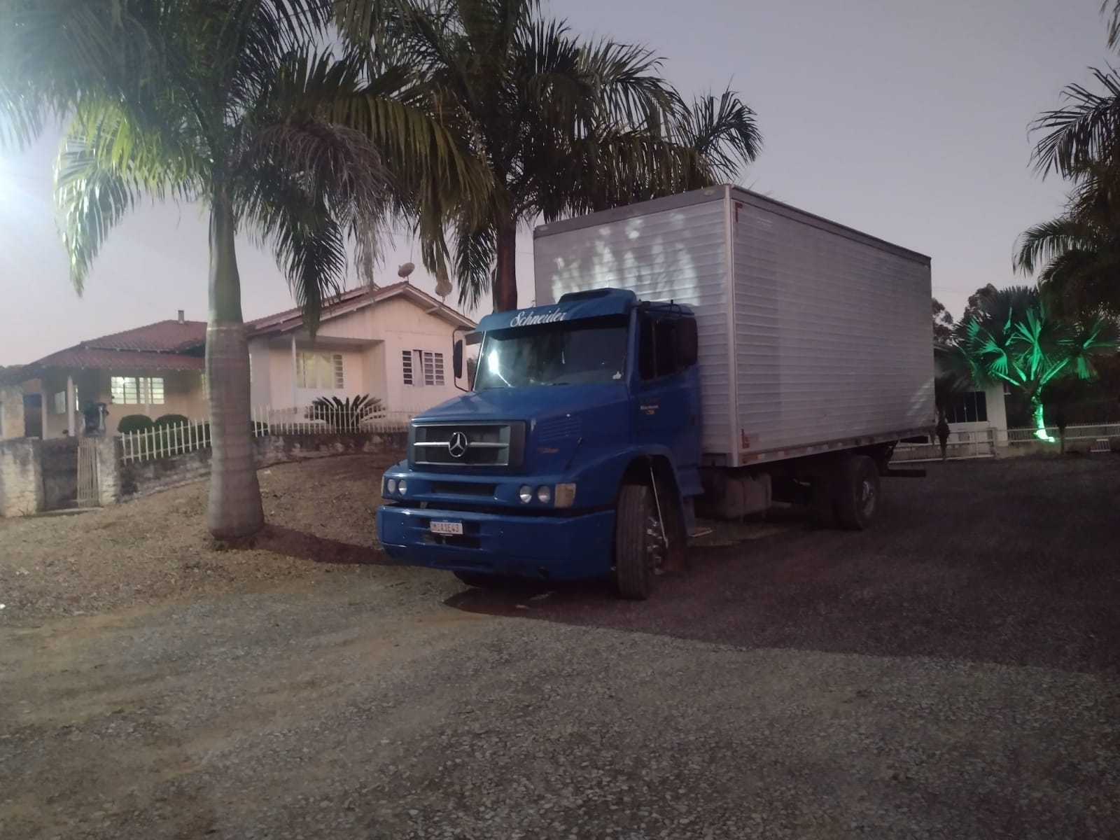 Fretes Schneider Transportes