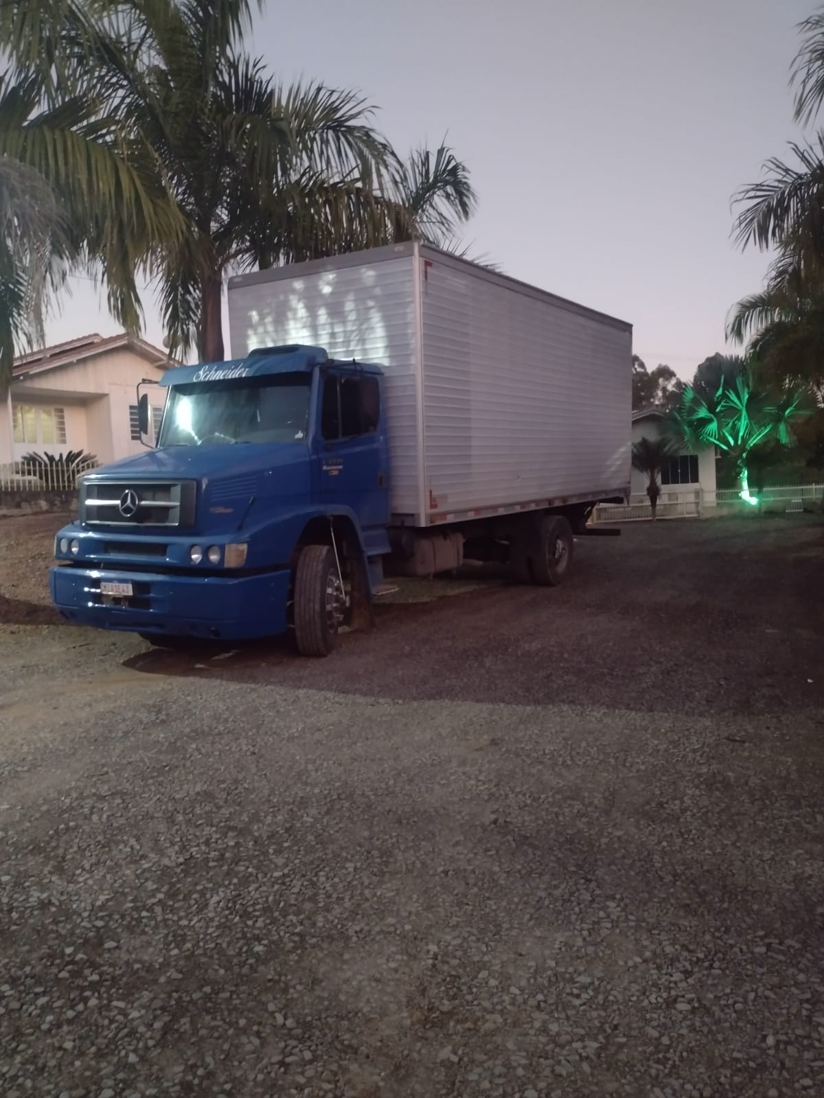 Fretes Schneider Transportes